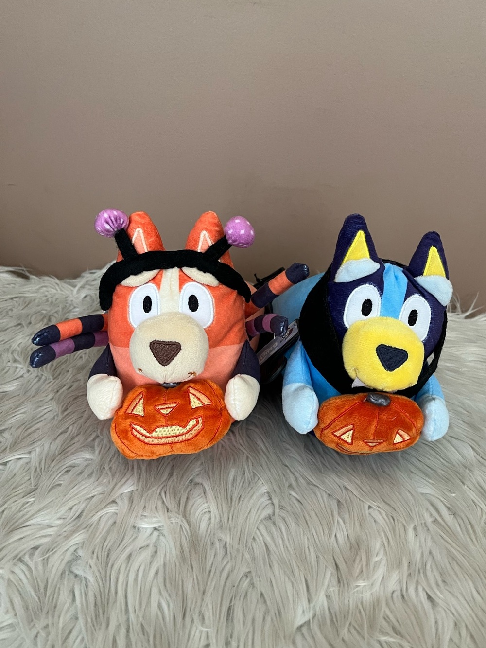 {Ground Up} Bluey Halloween 3D Slippers with Bluey & Bingo - Womens 5/6 - NWT